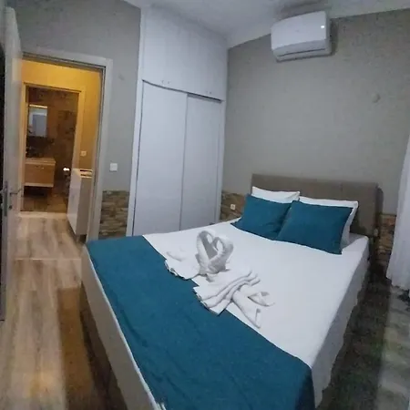 Uzgunum Evde Hasar Var Rezervasyon Alamiyorum Lejlighed
